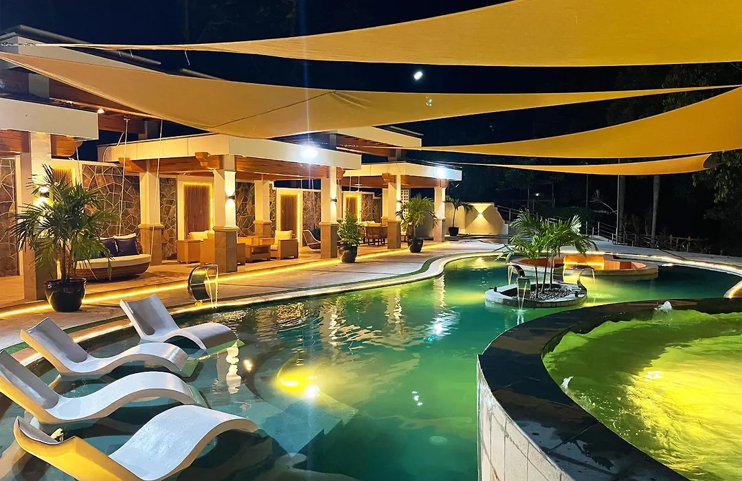 Noni'S Resort-1