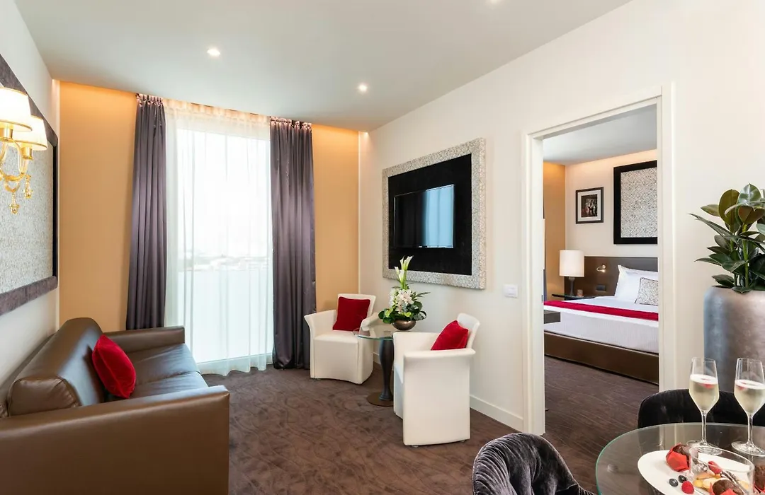 Leonardo Royal Hotel Venice Mestre-1