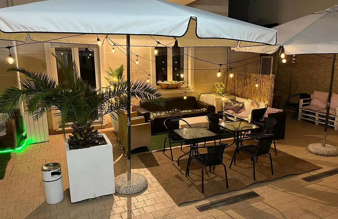Hotel Miriam-1