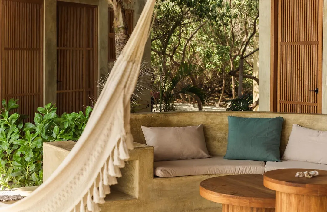 Utopiamar Beach House & Suites-1