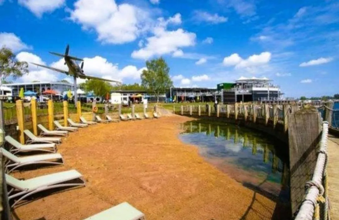A Home Away Hot Tub Retreat At Tattershall Lakes Country Park-1