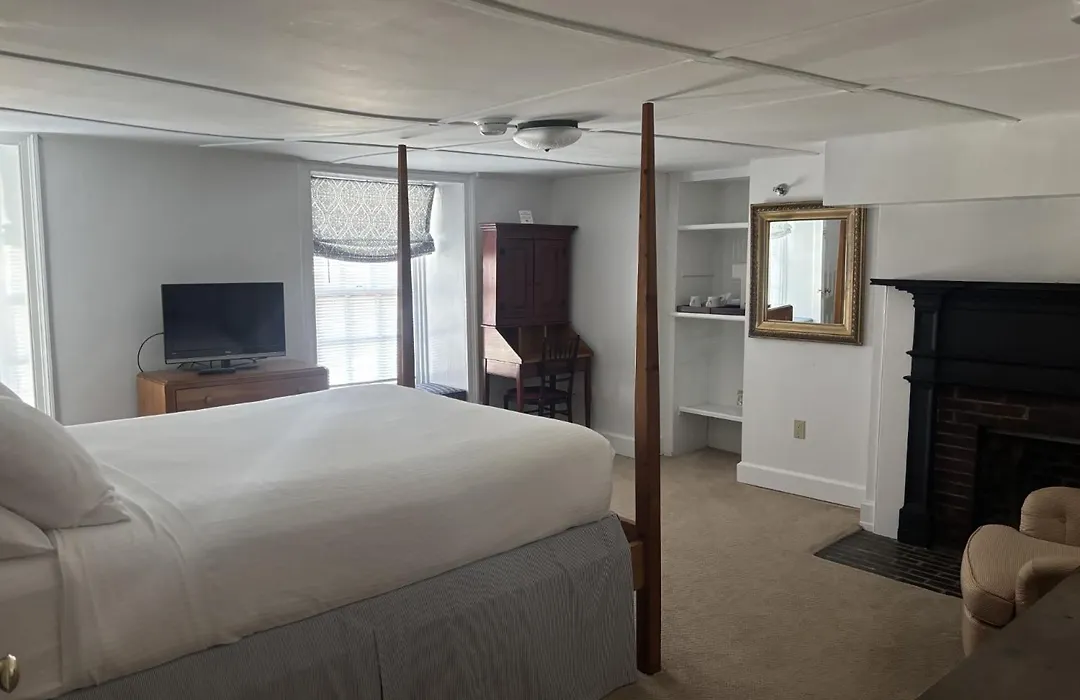 Beekman Arms And Delamater Inn-1