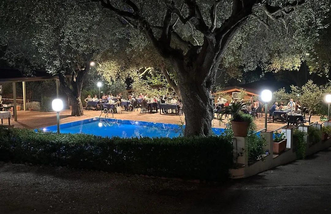 Villaggio Alberghiero Da Pepé-1