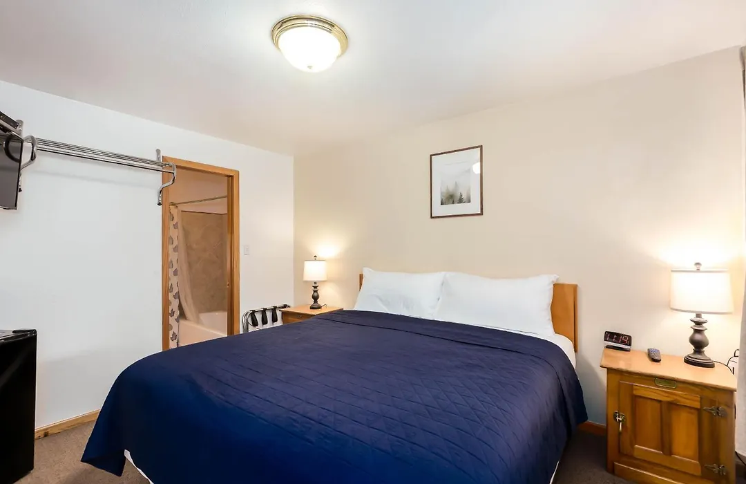 Cascade Motel-1