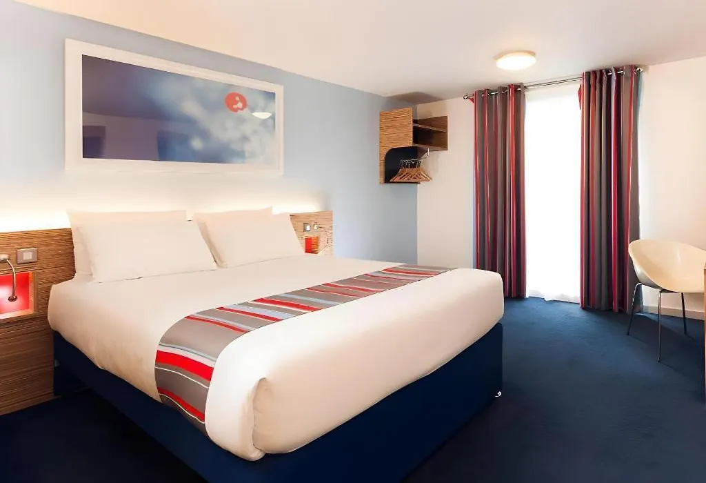 Travelodge Liverpool Central Exchange Street-1