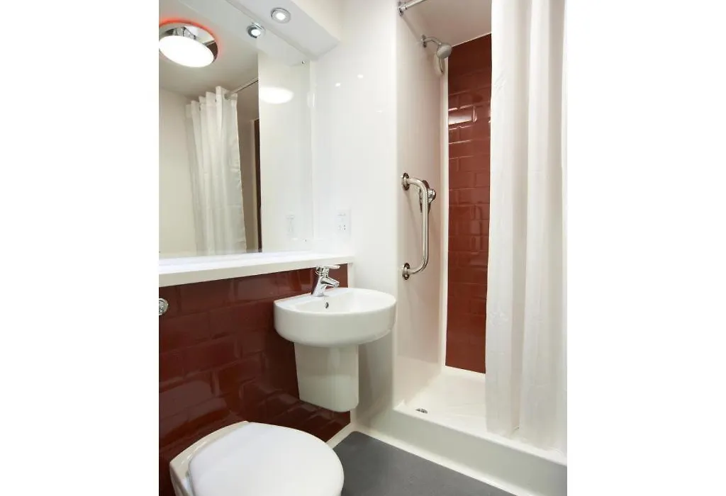 Travelodge Ipswich-1