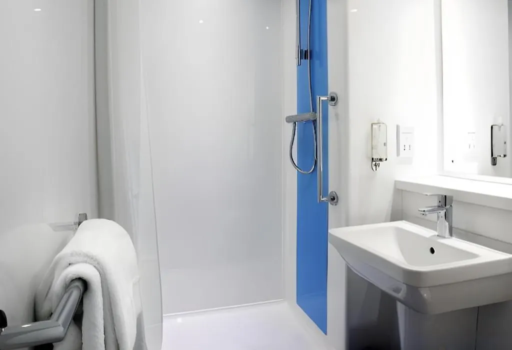 Travelodge Newcastle Seaton Burn-1