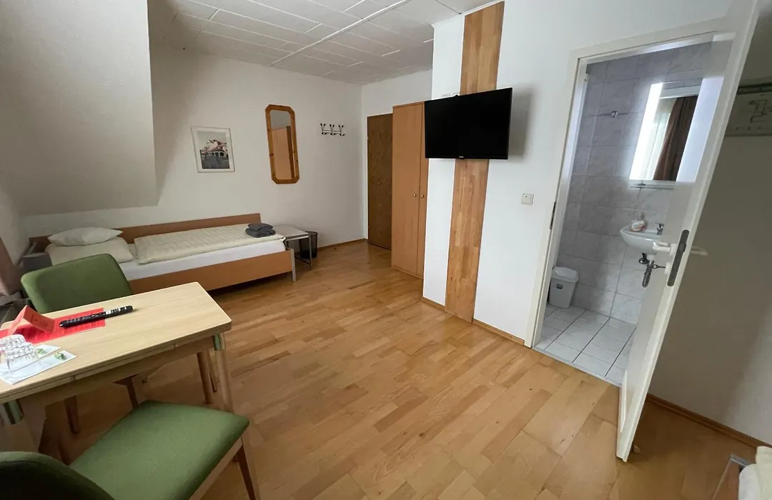 Hotel&Restaurant Friedrichshöhe-1