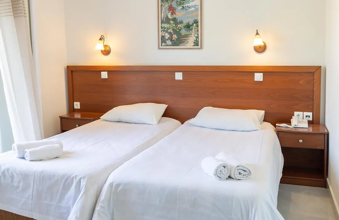 Ippocrates Hotel Apartments & Restaurant-1