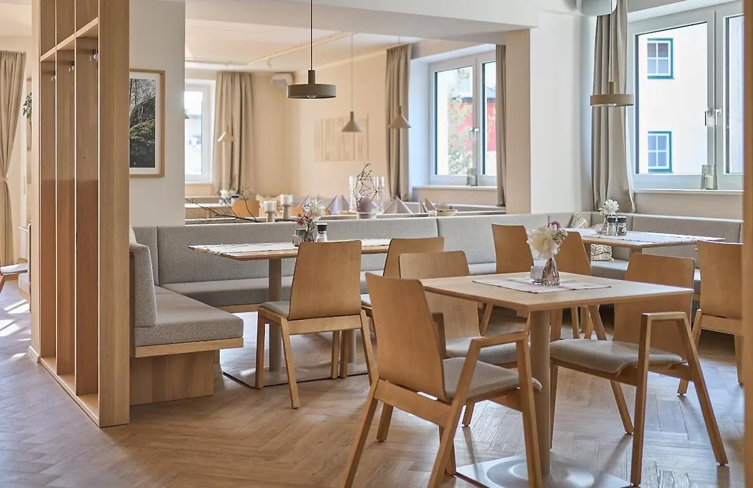 Gasthof zur Post 1559 GmbH-1