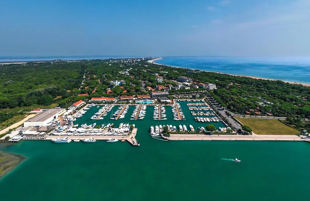 Hotel Marina Uno-1