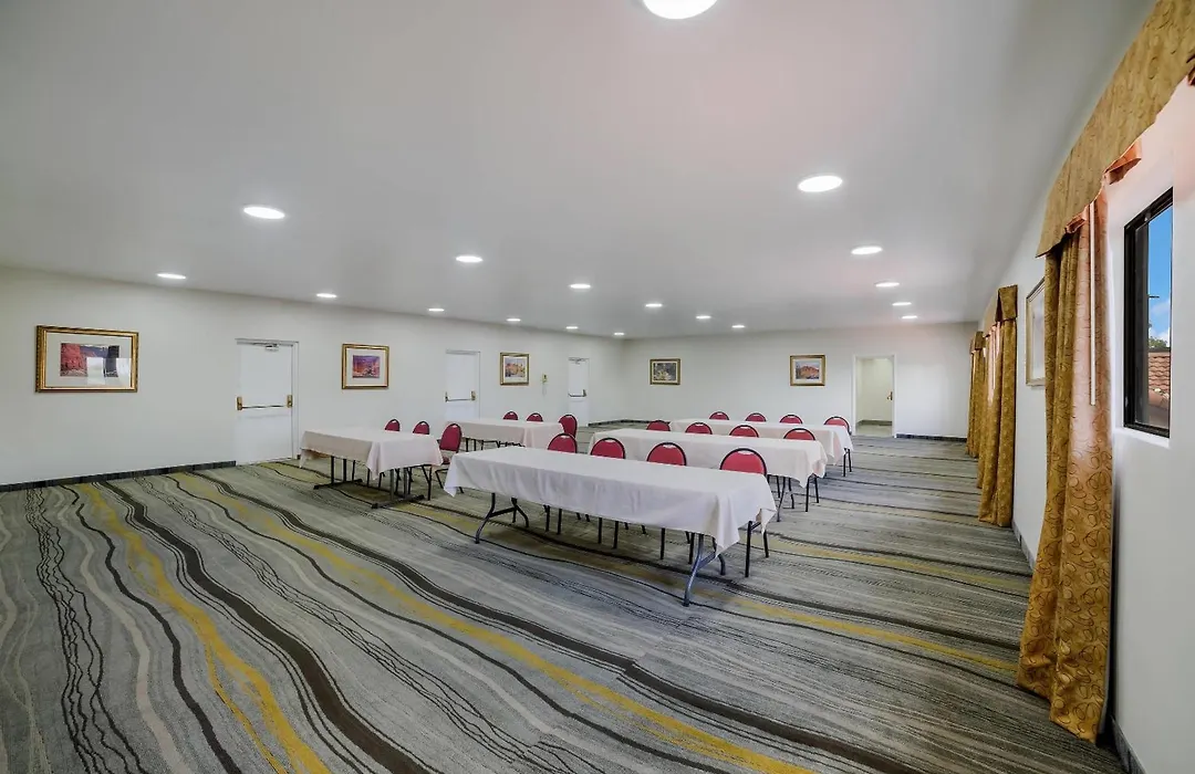 Quality Inn & Suites Goodyear - Phoenix West-1