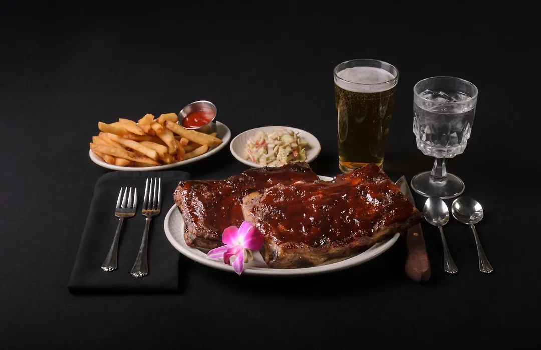 Town & Country Inn & Resort-1
