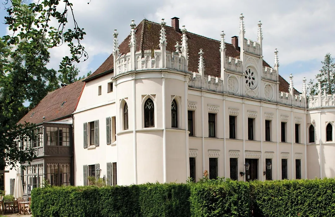 DORMERO Schlosshotel Reichenschwand-1