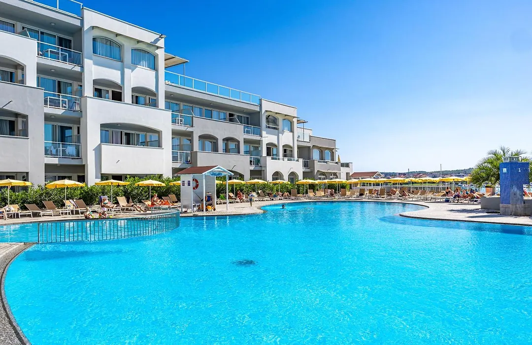 Family Resort Del Mar-1