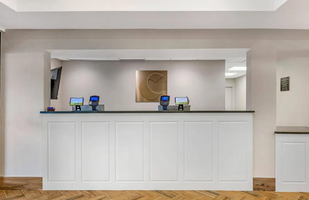 Comfort Inn Sullivan-1