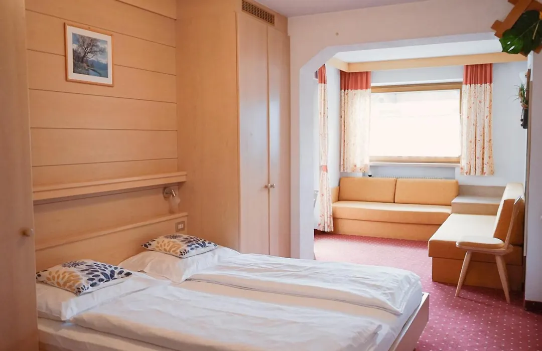 Hotel Gisserhof-1