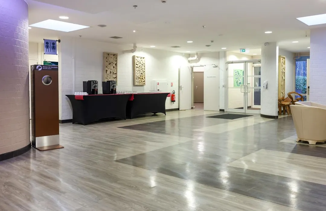 Center Parcs Les Bois Francs-1