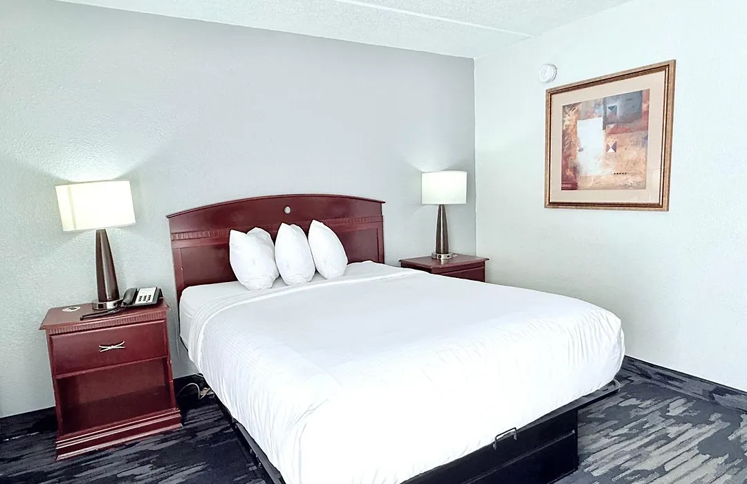 Baymont By Wyndham Michigan City-1