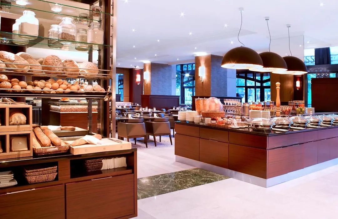 Hilton Antwerp Old Town-1