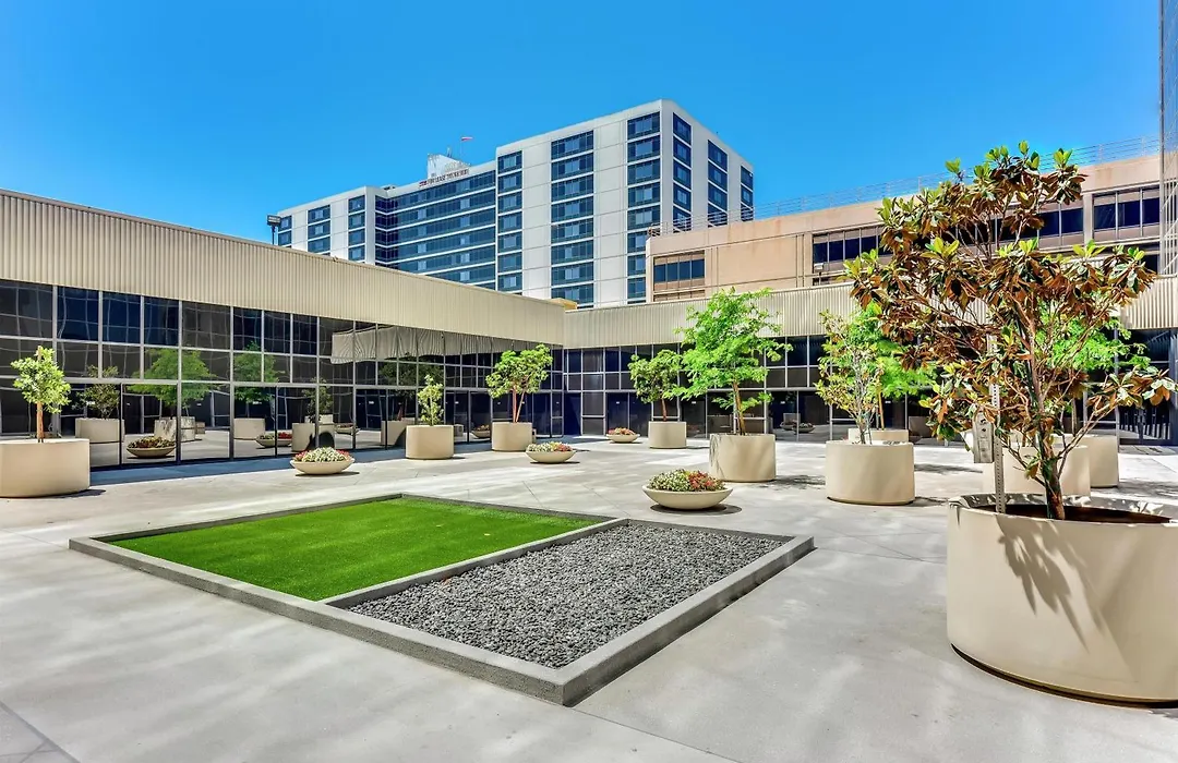 Hilton Los Angeles Airport-1