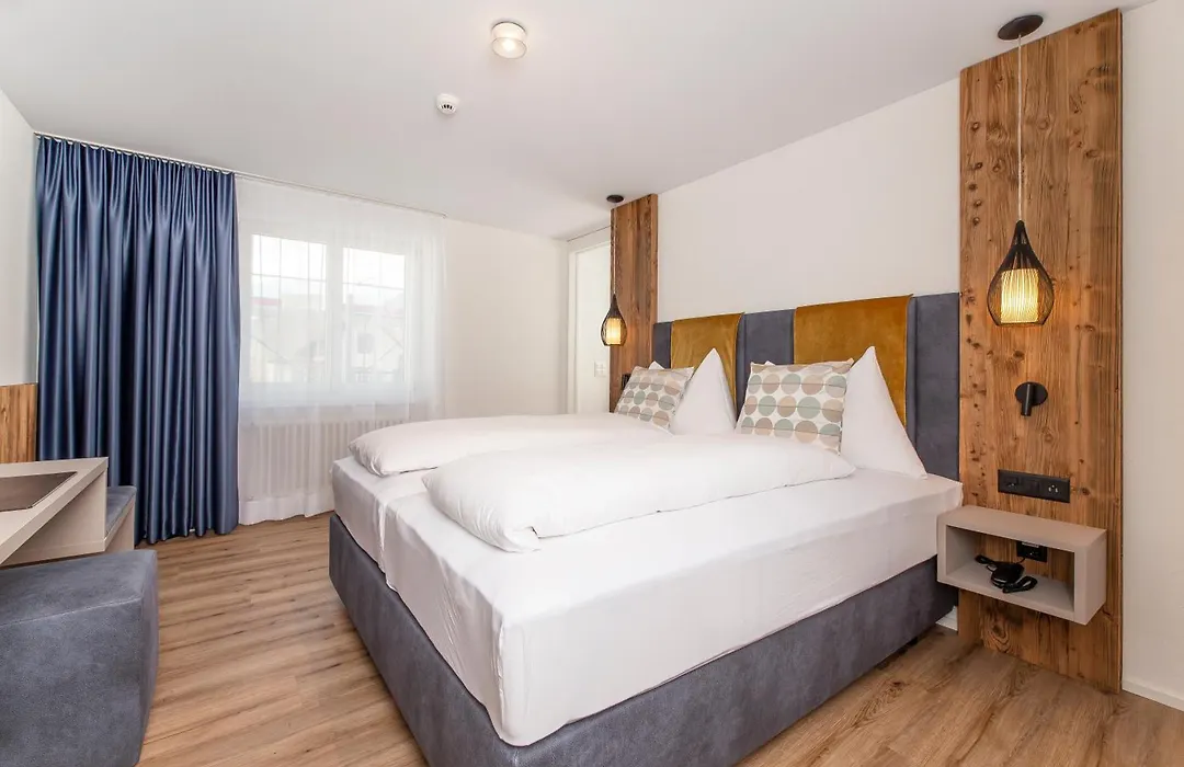 Hotel Engel-1