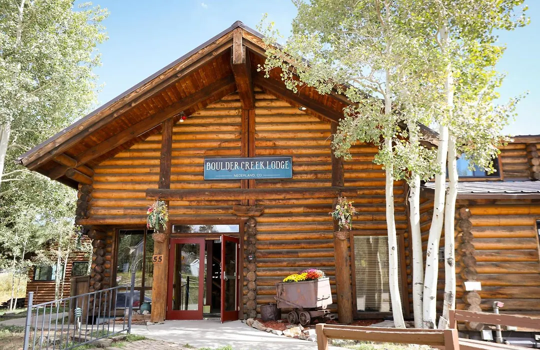 The Boulder Creek Lodge-1