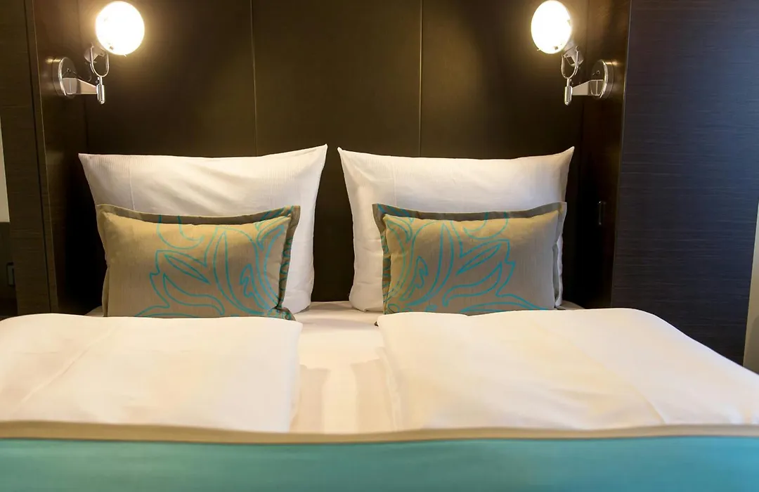 Motel One München-Olympia Gate-1