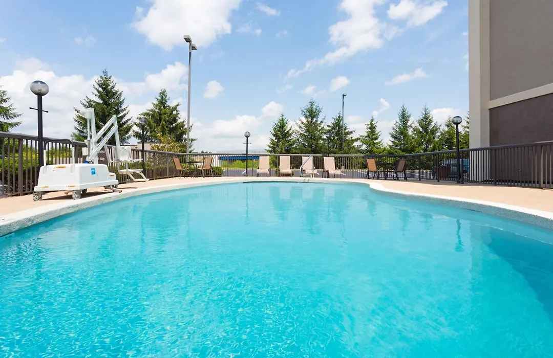 Hampton Inn Somerset-1