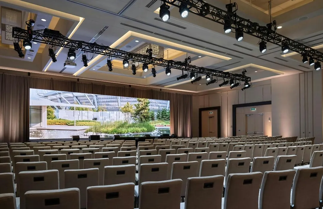 Jw Marriott Parq Vancouver-1