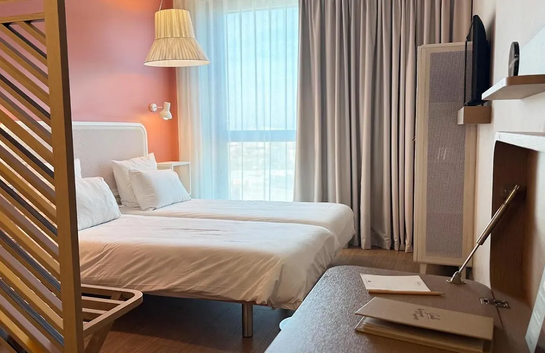OKKO Hotels Paris La Défense-1