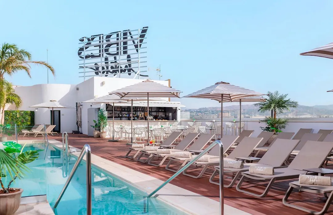 Hotel Málaga Vibes-1