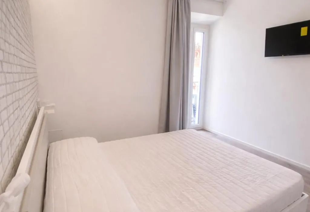 Rosso Conero - Le Grotte Rooms&Apartments-1