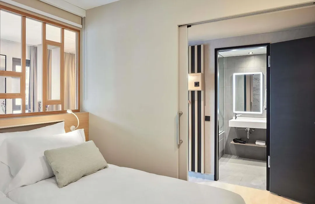 Aparthotel Adagio Stuttgart Neckarpark-1