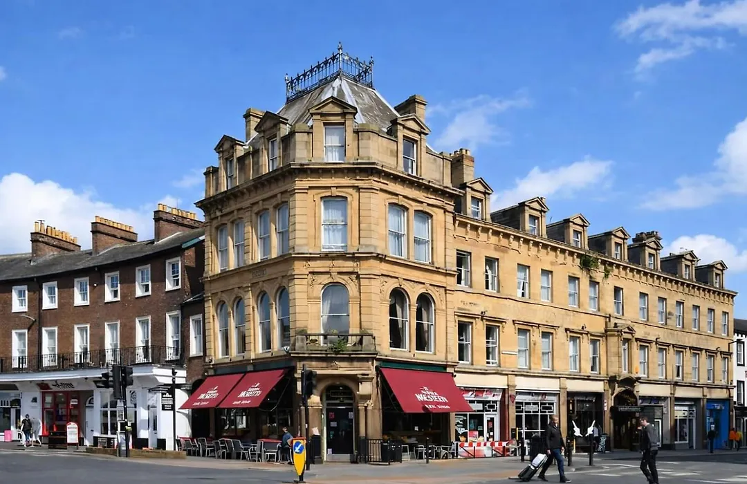 The County Hotel-1