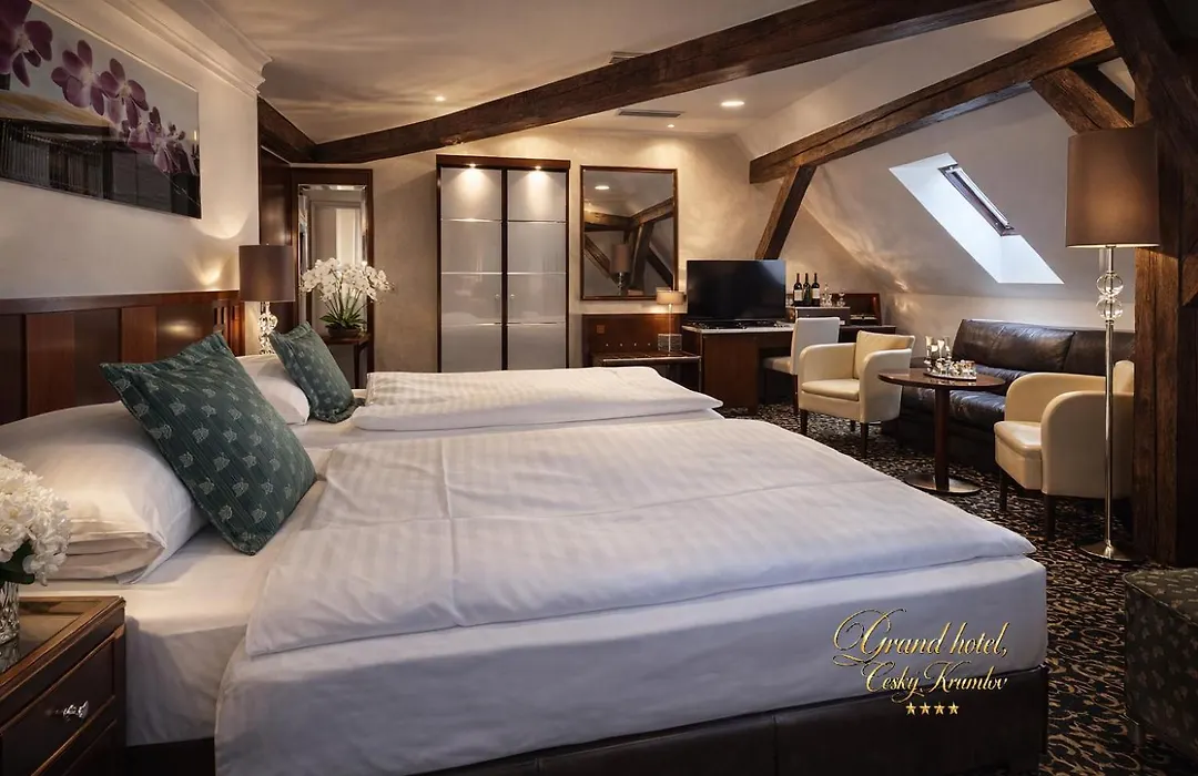 Hotel Grand-1