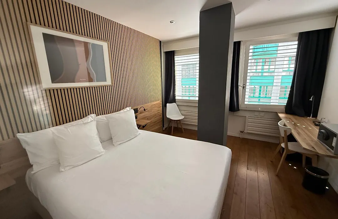 Hotel Alpha-1