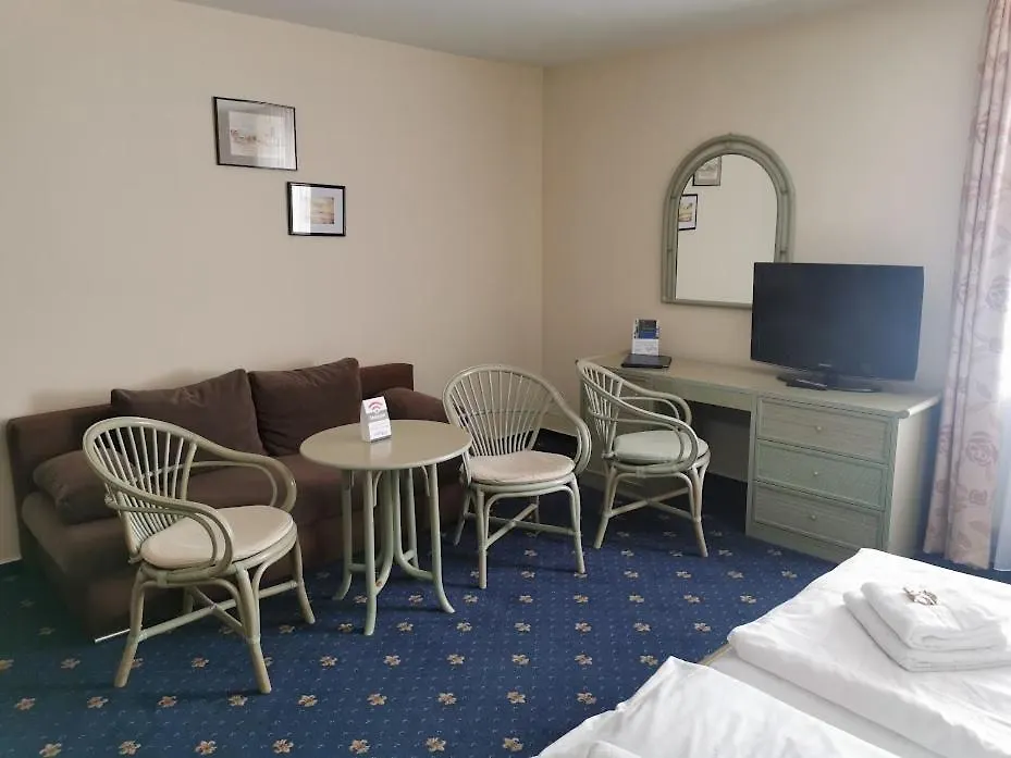 Hotel am Wariner See-1