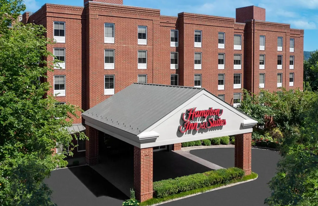 Hampton Inn & Suites Charlottesville At The University-1