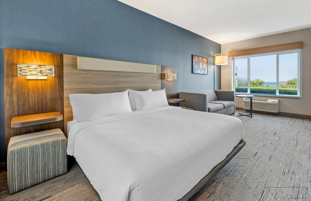 Holiday Inn Express Hotel & Suites Astoria By Ihg-1
