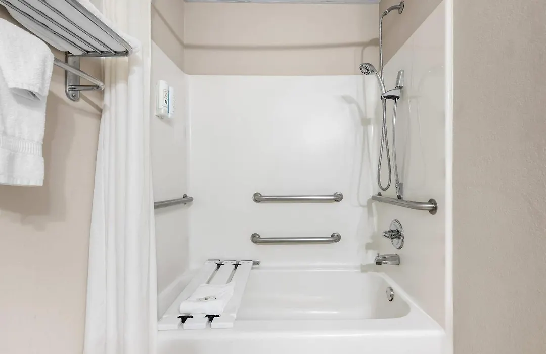 Quality Inn Alexander City-1