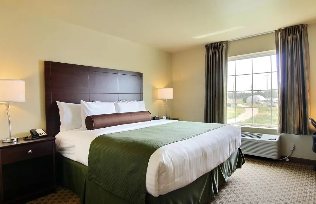 Cobblestone Inn & Suites - Harvey-1