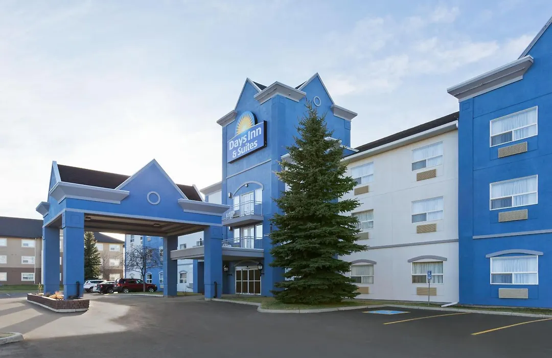Days Inn & Suites By Wyndham Brooks-1