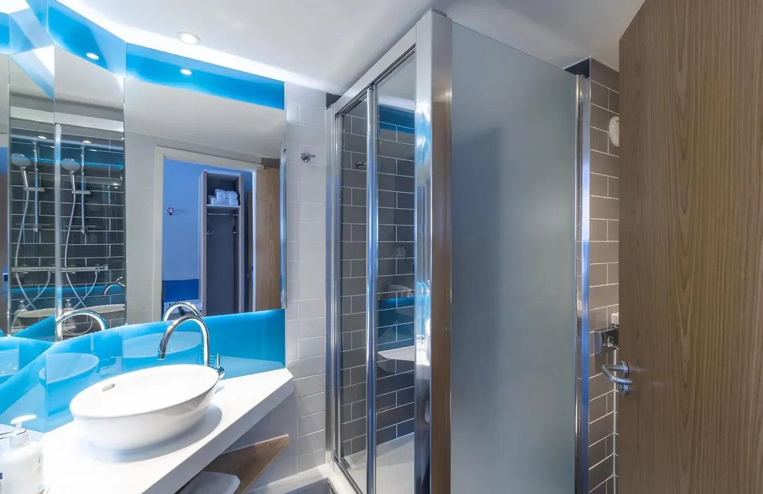 Holiday Inn Express London Croydon By Ihg-1