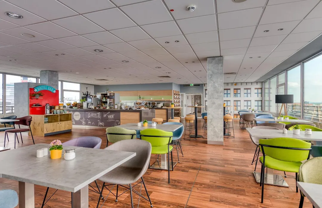 Ibis Berlin Messe-1
