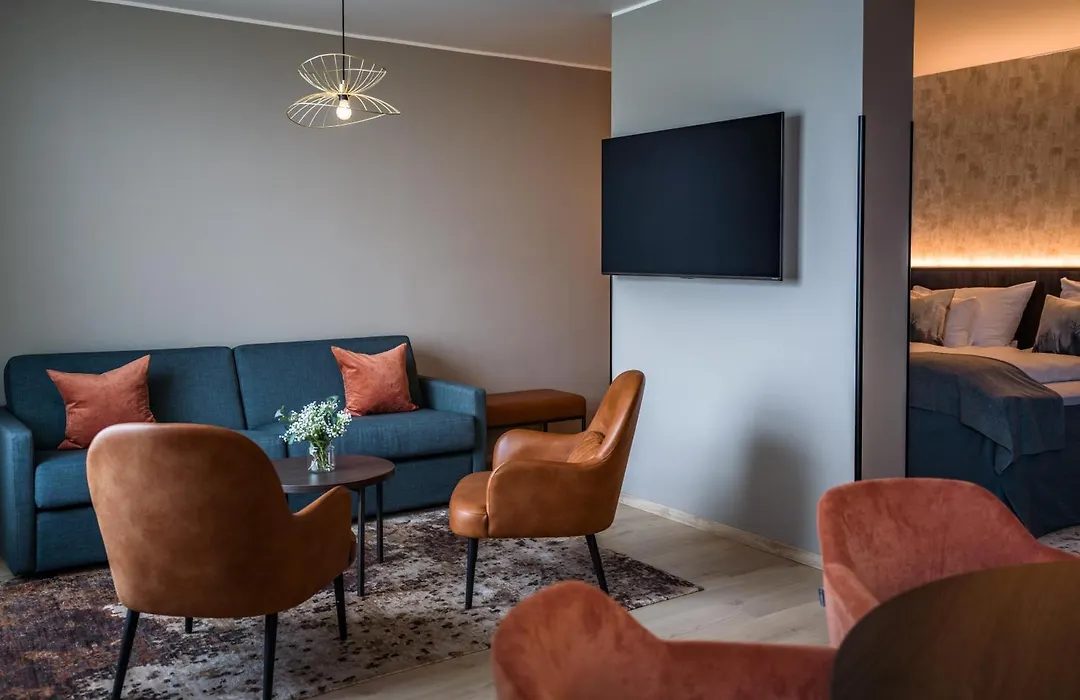 Quality Airport Hotel Vaernes-1