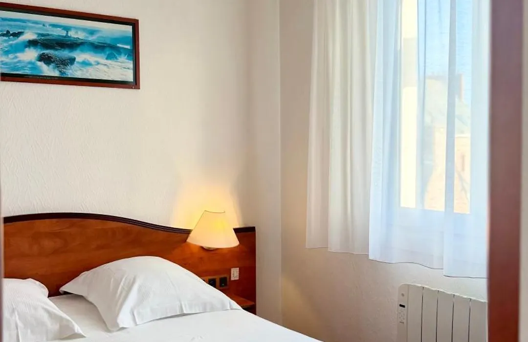 Hotel Le Goelo - Port De Paimpol-1