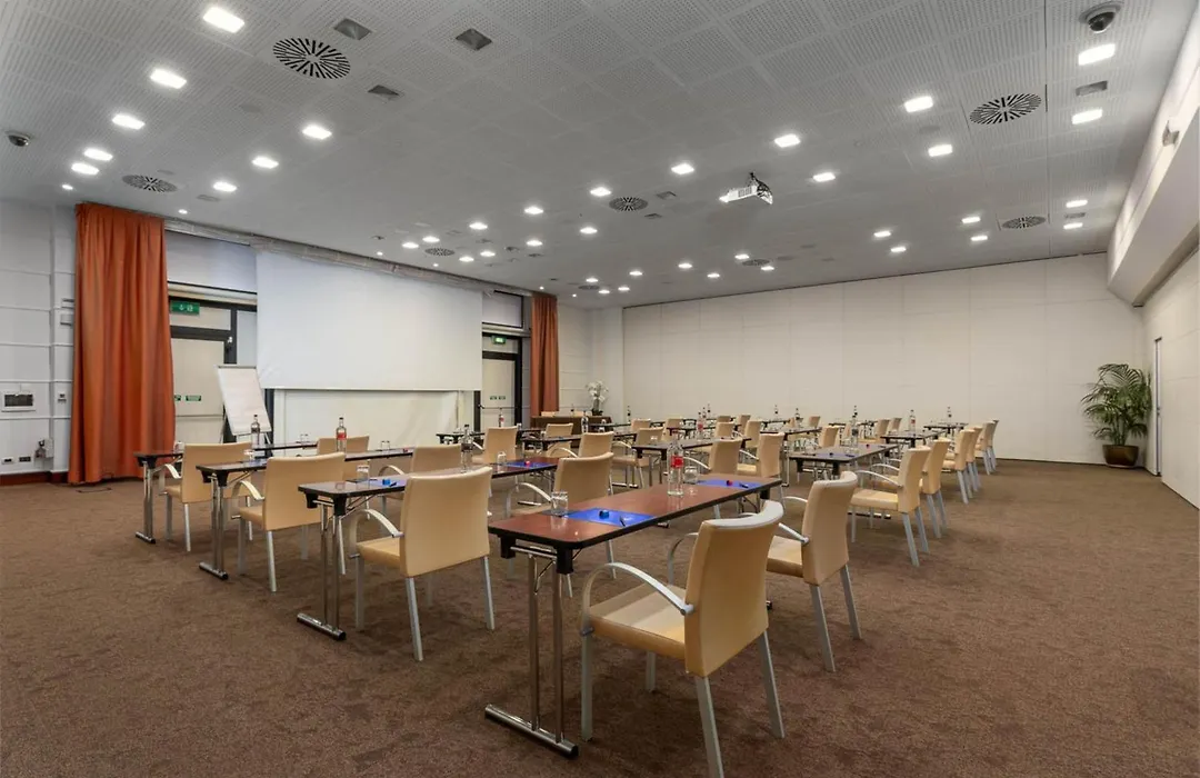 Doubletree By Hilton Florence Metropole-1