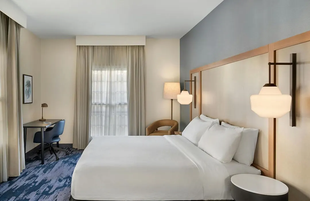Fairfield Inn & Suites San Diego Old Town-1
