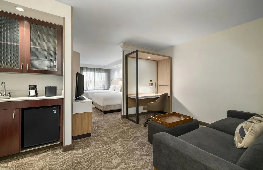Springhill Suites Fresno-1